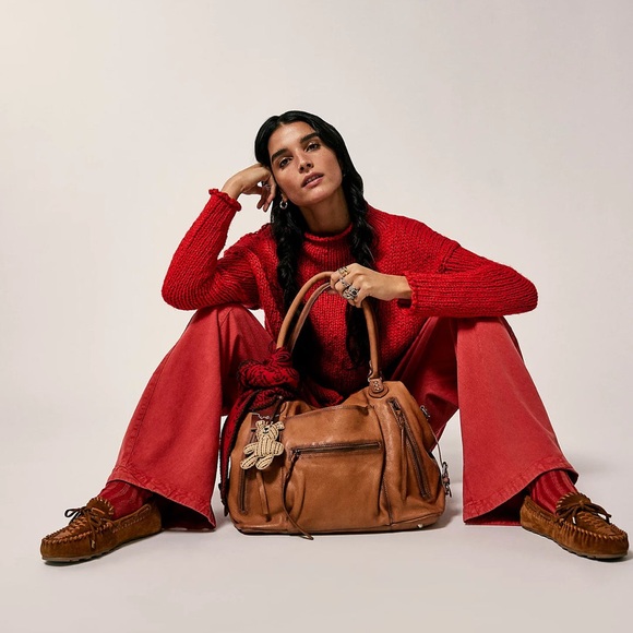 FREE PEOPLE WE THE FREE EMERSON TOTE Saddle NEW - Picture 10 of 13